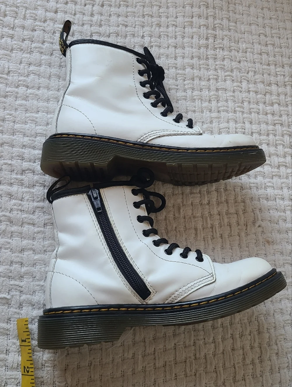 Dr. Marten White Leather Lace-Up Boots with Black Trim Size 2